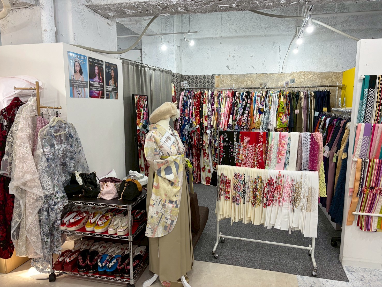 札幌振袖選びができる振袖gram東札幌店の広々とした接客スペース