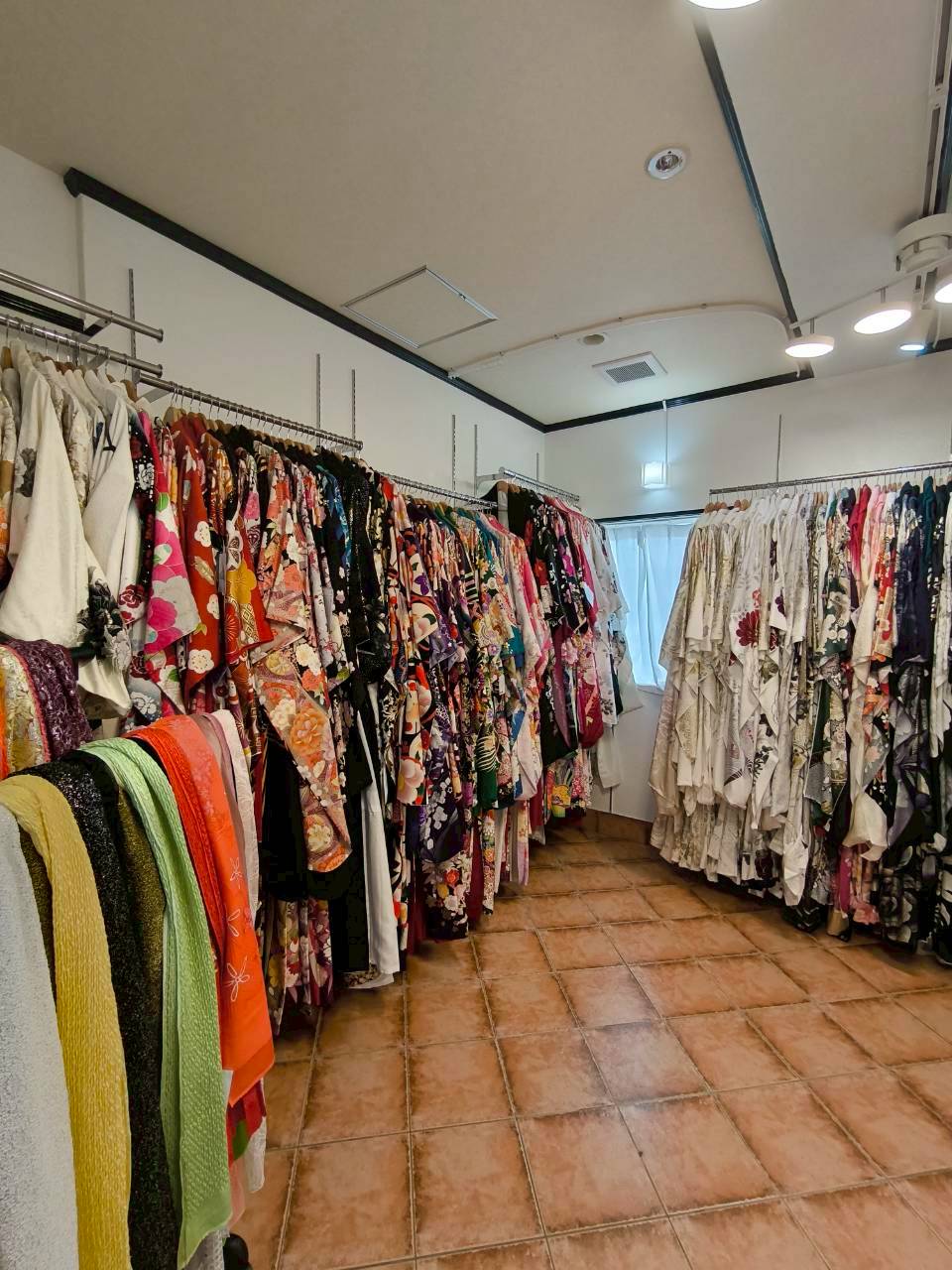 沖縄成人式準備ができる振袖gramフィッティングスペース